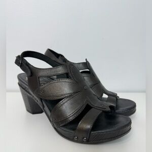 Dansko Black Graphite Nina Platform Flower Sandal Block Heel Slingback Size 40